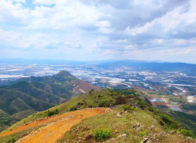 寻访嵩明仙药灵山：滇中秘境里的养生智慧